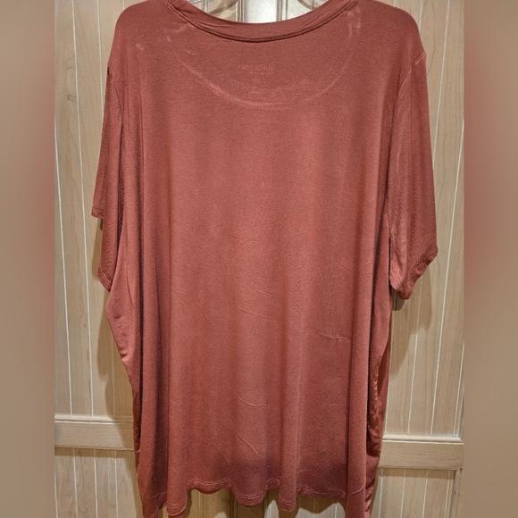 Torrid Everyday Signature Tee 5X EUC - Picture 3 of 9